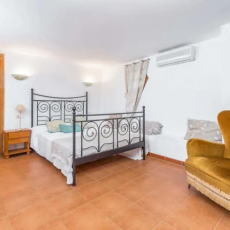 La Tanqueta De Can Xanet بويينسا